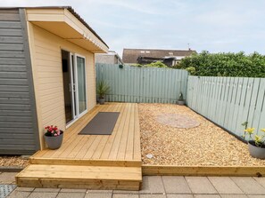Terrace/patio - Hazel Cottage, Portrush (Portrush)