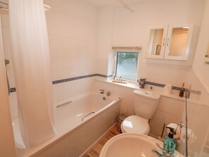 Shower - Honeysuckle Cottage, Marldon (Paignton)