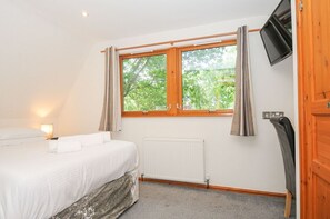 Room - Lodge 9, Chudleigh, Devon (Newton Abbot)