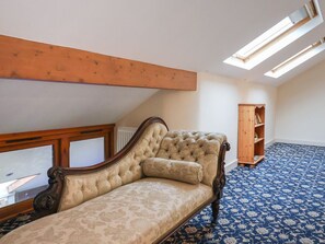 Interior - Cob Barn, Aylesbeare (Exeter)