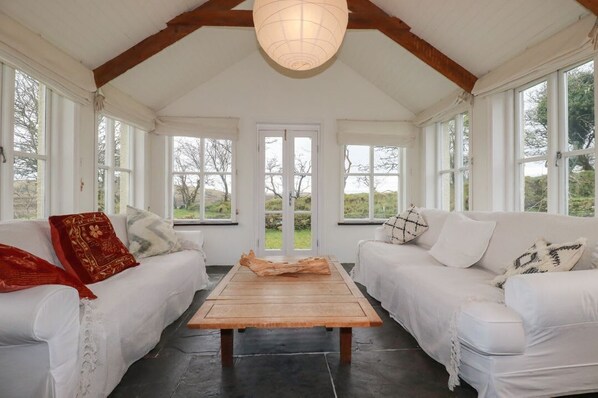 Living area - Poldue House, Poldue, Cornwall (Camelford)