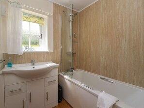 Shower - Shepherd's Cottage, Bridlington (Bridlington)