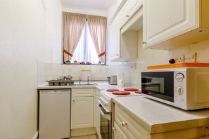 Private kitchen - Charming Flat 8 in Lynmouth (Lynmouth)