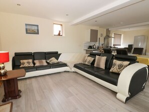 Living area - Mulberry Manor, Withernsea (Hull)