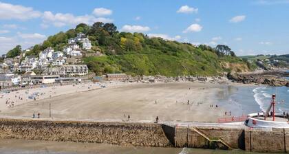 Charming Woodview Retreat in Looe