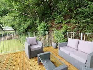 Terrace/patio - Loft apartment, Llandysul, Wales. (Llandysul)