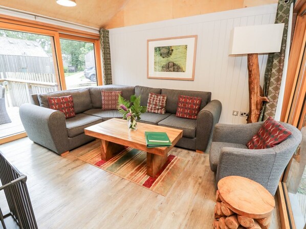 Living area - Lodge 6, Corfe Castle (Wareham)