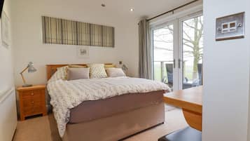 3 bedrooms, WiFi