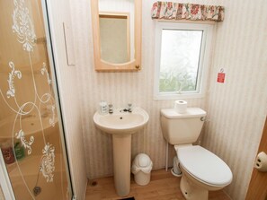 Shower - 9 Old Orchard, Much Wenlock (Much Wenlock)
