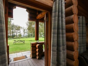 Terrace/patio - Brynallt Country Park, Ellesmere (Ellesmere)