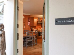 Dining - The Aqua Shack, Newquay. 1-bed (Newquay)