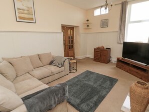 Living area - Courtyard Cottage, in Alnwick. (Alnwick)