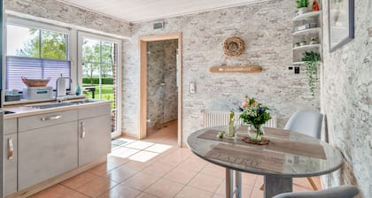 Ferienhaus 'Galeriehaus Bootsmann' Seeblick und WLAN