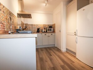 Private kitchen - EdyVean Coastal Retreat (St. Austell)