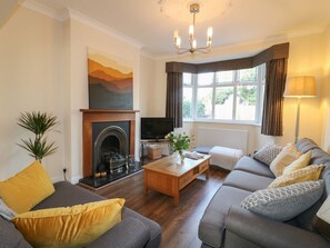 Living area - 2 Gladstone Avenue, Melton Mowbray (Melton Mowbray)