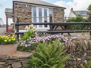 Exterior detail - Sunset Cottage, Tintagel (Tintagel)