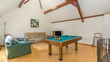 Spielezimmer