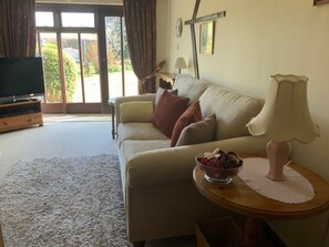 Living area - Kitty's Loft, Godshill (Ventnor)