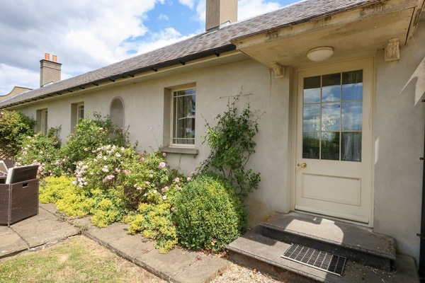 Mappowder Cottage