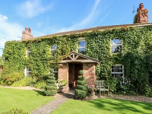 Exterior - The Farmhouse, Burgh le Marsh (Skegness)