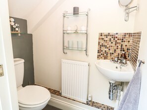 Shower - Burtons Mill Retreat, Stalham (Norwich)