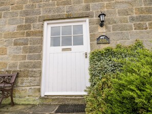 Exterior detail - Byre Cottage, Flyingthorpe (Whitby)