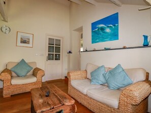 Living area - Abalone, Bude, Cornwall (Bude)