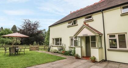 Gardener's Cottage, Llanwrthwl