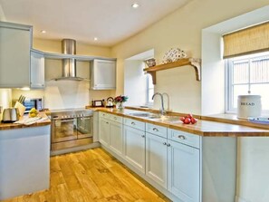 Dishwasher, high chair - The Old Farmhouse, Lowick (Berwick-upon-Tweed)