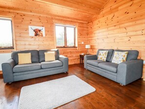 Living area - Willow Lodge, Lanivet (Bodmin)
