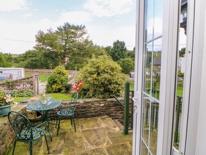 Outdoor dining - 2 West Haswicks, Westgate (Bishop Auckland)