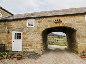 Exterior - Dovecote cottage, Flyingthorpe (Whitby)