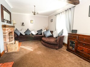 Fireplace - Rose cottage, Cromer (Cromer)