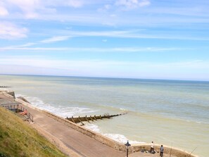 Beach nearby - Rose cottage, Cromer (Cromer)