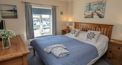 Daisy Lodge, Horning