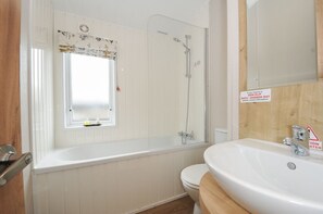 Shower - Charming T/B Lodge 68 at Riviera Bay (Brixham)