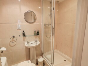 Shower - The Coach House, Wigton (Wigton)