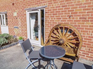 Outdoor dining - Swallow's Flight, Askham (Newark)