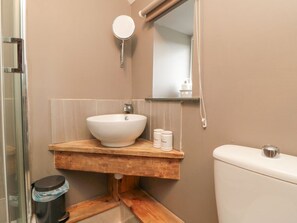 Shower - Swang Cottage, Glaisdale (Whitby)