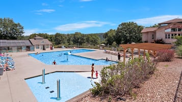 Piscine couverte, piscine chauffée