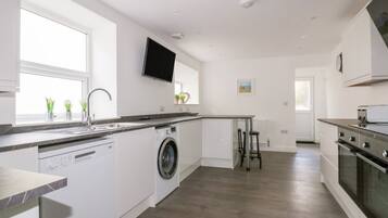 Dishwasher, highchair