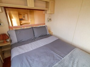 Room - Caravan 1, Benone, Castlerock. (Magilligan)