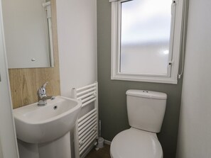 Shower - Lido Silver Plus 111, Prestatyn (Prestatyn)
