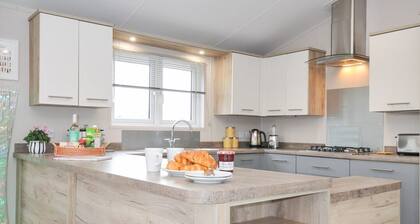 Charming 2 Summerleaze Home in Bude