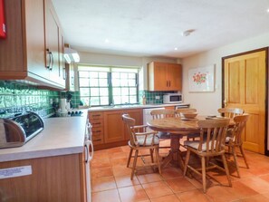 Private kitchen - Flower House, Marazion (Hayle)