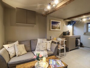 Living area - 8 Oak Cottages, Bentham, 1 bed (Lancaster)