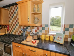 Dishwasher, high chair - Meadowfields, Cleobury Mortimer (Kidderminster)