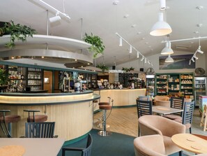 Bar (on property) - Alberts Den, in Falmouth. 2bed (Falmouth)