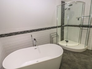 Shower - Llygad Yr Haul (Sun), Burry Port (Burry Port)