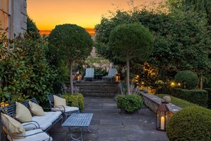 Terrace/patio - Batheaston House, Batheaston (BATH)
